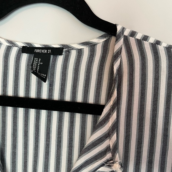 Forever 21 - Blue/Grey & White Flowy Baby Doll Dress with tassels - Small - Picture 3 of 4